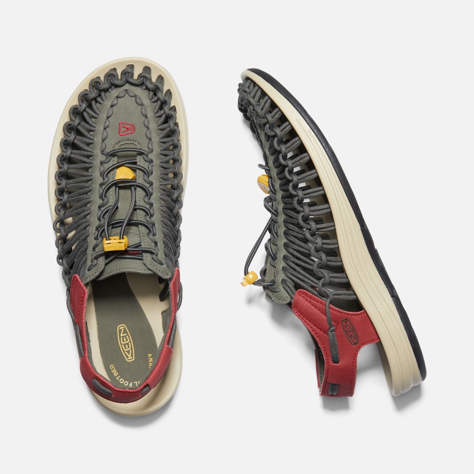 Forest Night-Red Dahlia Men's UNEEK Keen